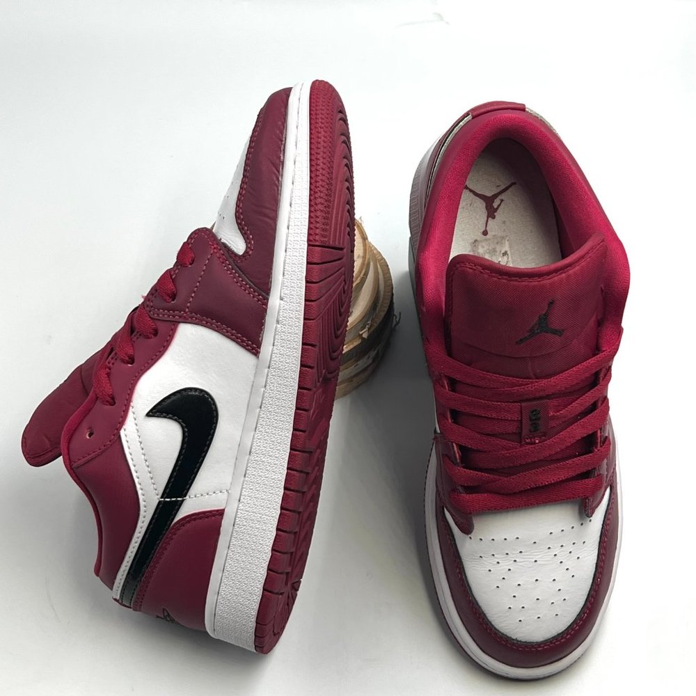 Air Jordan 1 Low GS 'Noble Red' (2020) - Picture 16 of 16
